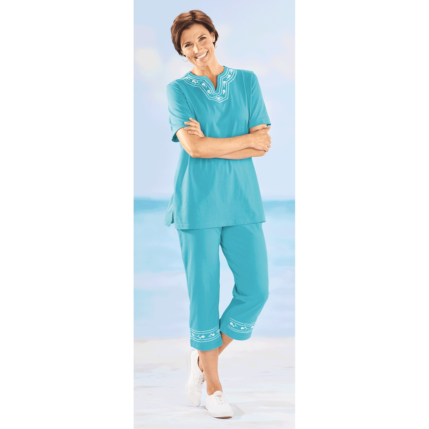 Embroidered Capri Set Dr. Leonard's