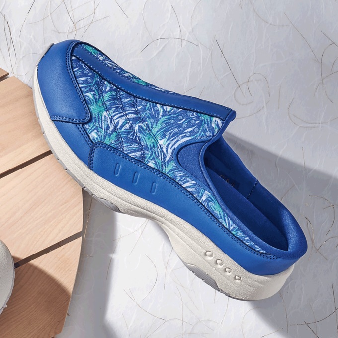 Traveltime Slip-On Sneaker, Mini Palm, large