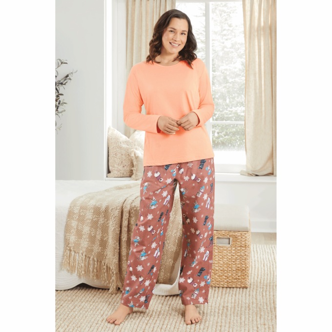 Cozee Corner&reg; Women's Flannel Pajamas, Dogs Cats, large