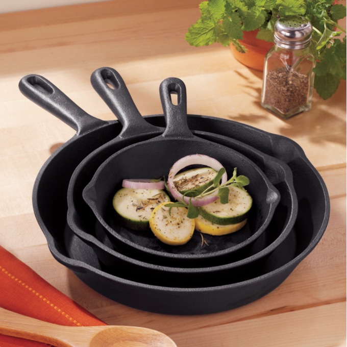 3-Piece Pre-Seasoned Cast Iron Skillet Set, , large