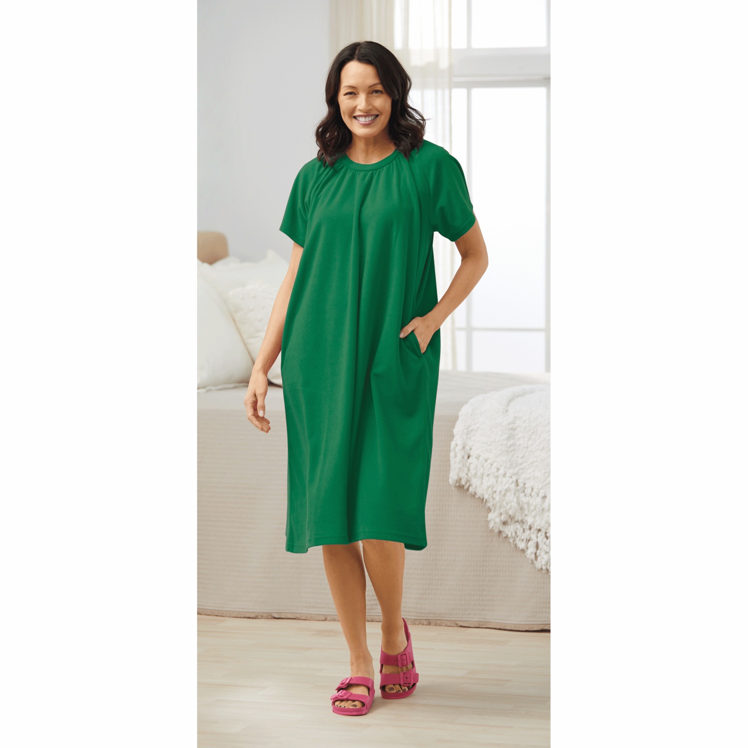 green emerald velvet dress Terry Midi Dress main image 1
